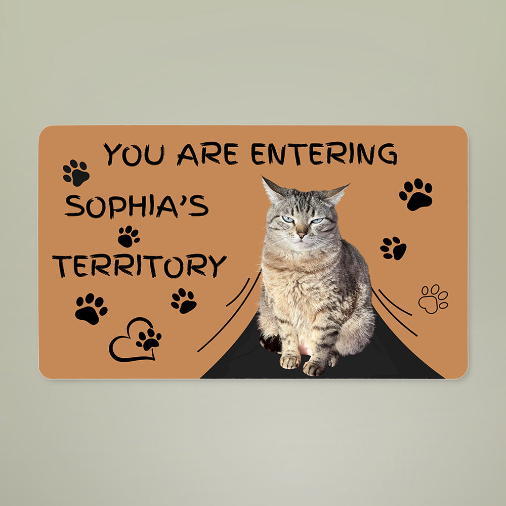 90E5-1 Personalized Pet Welcome Mat In Brown – Indoor/Outdoor Rug with Custom Name